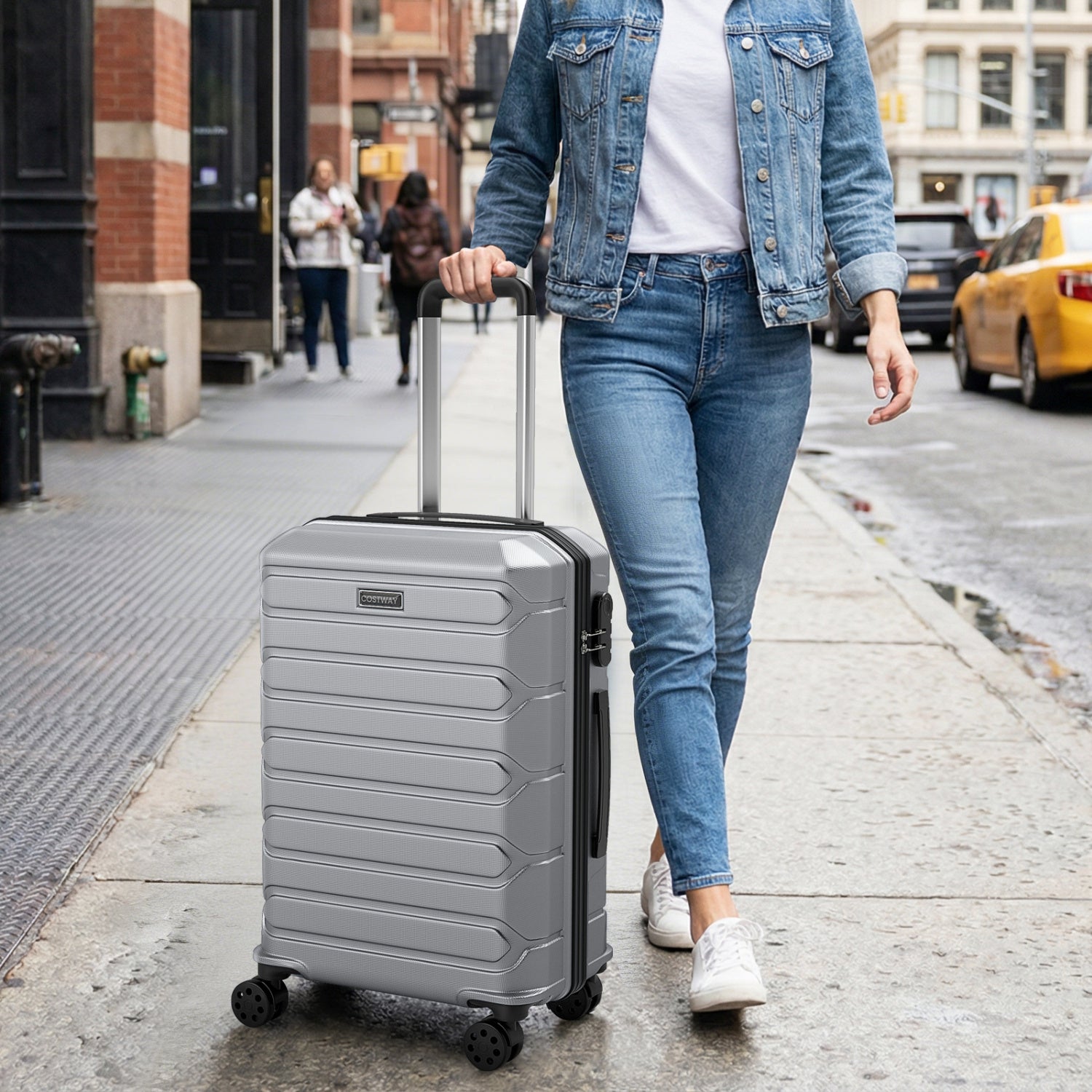 3-Piece Lightweight Hardside Luggage Set with 8 Spinner Wheels