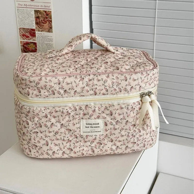 Retro Floral Quilted Cosmetic Bag Set – 3 Pieces